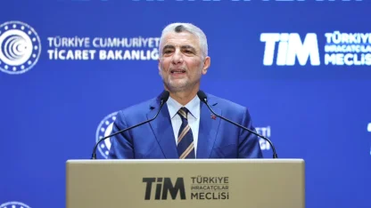 Bakan Bolat: İhracat rekor kırdı, açık kontrol altında