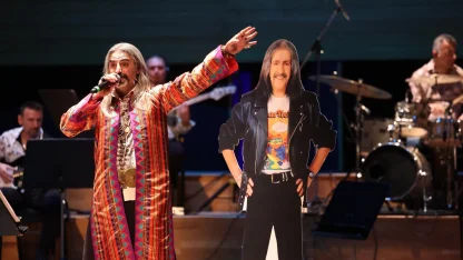 Barış Manço, İzmir'de şarkılarıyla anıldı