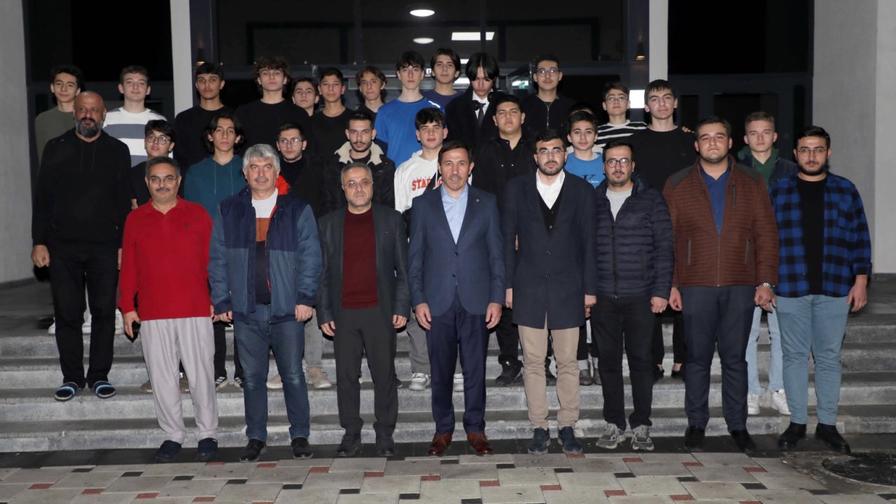 Başkan Kılca’dan Konya Hacıveyiszade Erkek Öğrenci Yurdu’na ziyaret