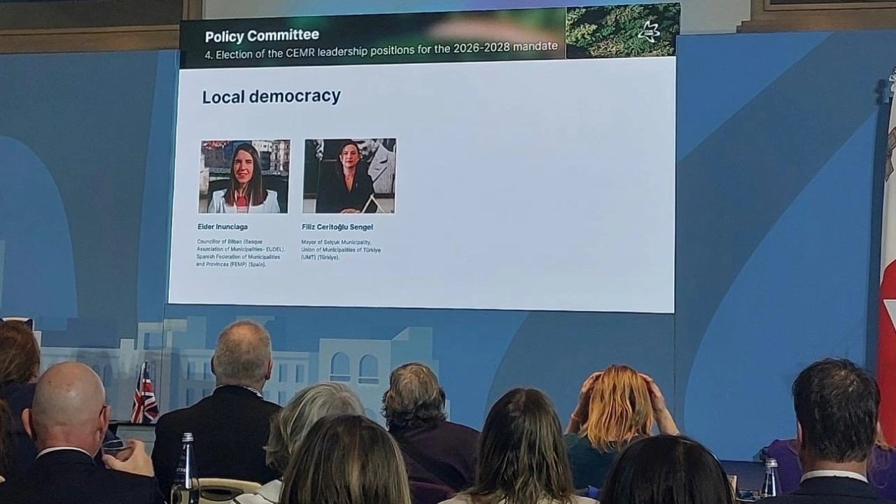 Başkan Sengel&#039;e Avrupa&#039;da büyük onur