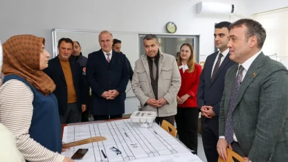 Bilecik Valisi Sözer'den Osmaneli HEM'e ziyaret