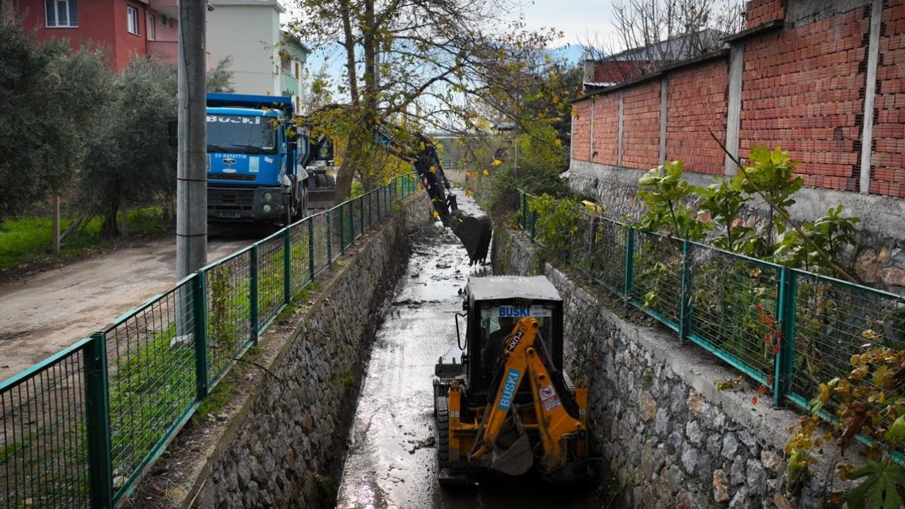 Bursa Büyükşehir'den taşkınlara karşı temizlik seferberliği