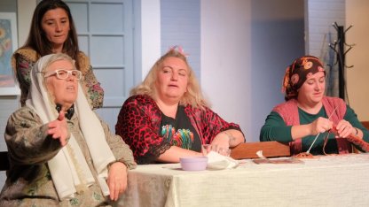 Bursa İnegöl'de 'Kadın Sığınağı'na gala gösterisi