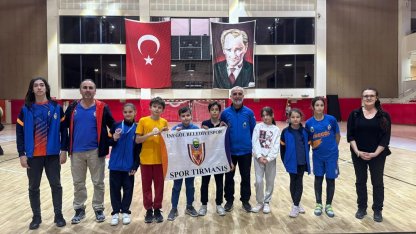 Bursa İnegöllü küçük tırmanışçılar Isparta'dan dereceyle döndü