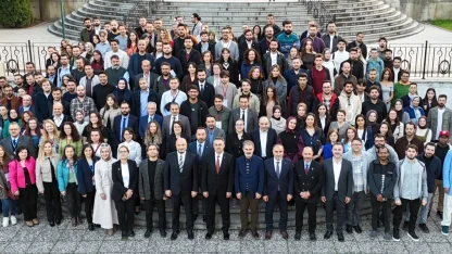 Bursa Teknik Üniversitesi mezunları aynı çatıda buluştu