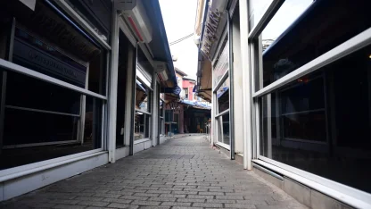 Bursa'da Arap Şükrü Sokağı rahat nefes alacak