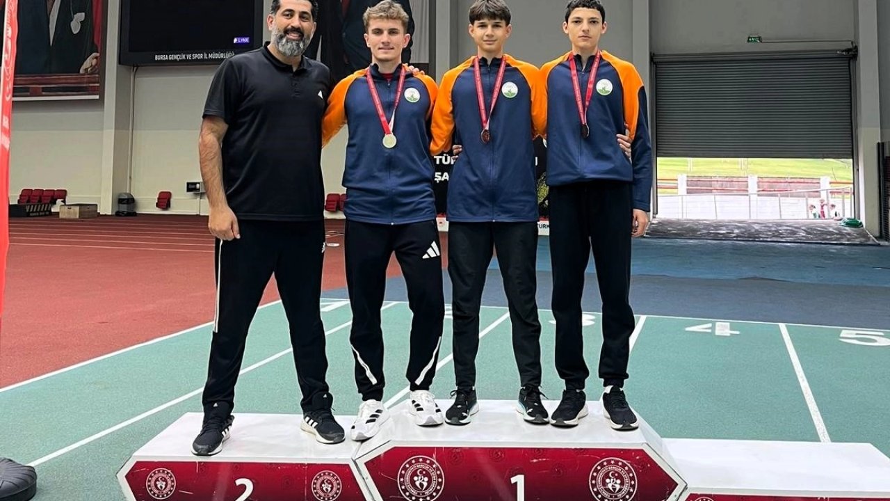 Bursa&#039;da Osmangazili atletlerden büyük başarı