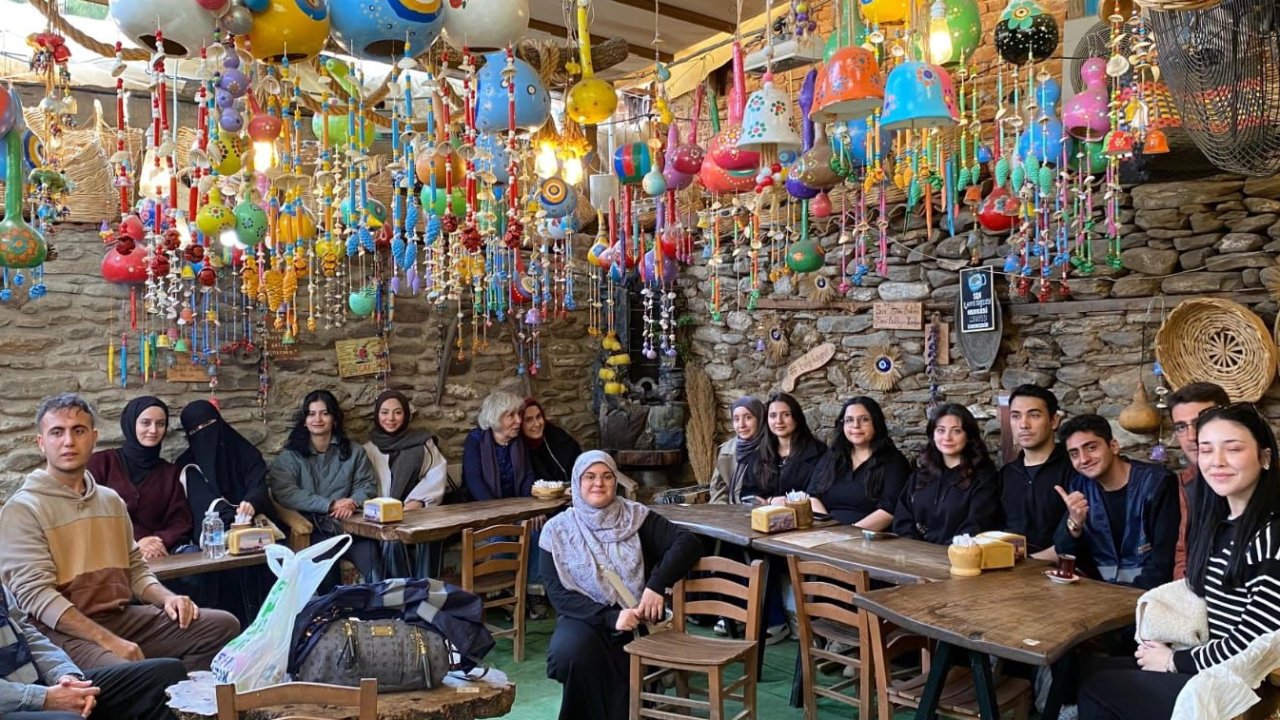 Büyükşehir’den üniversite öğrencilerine Tire gezisi