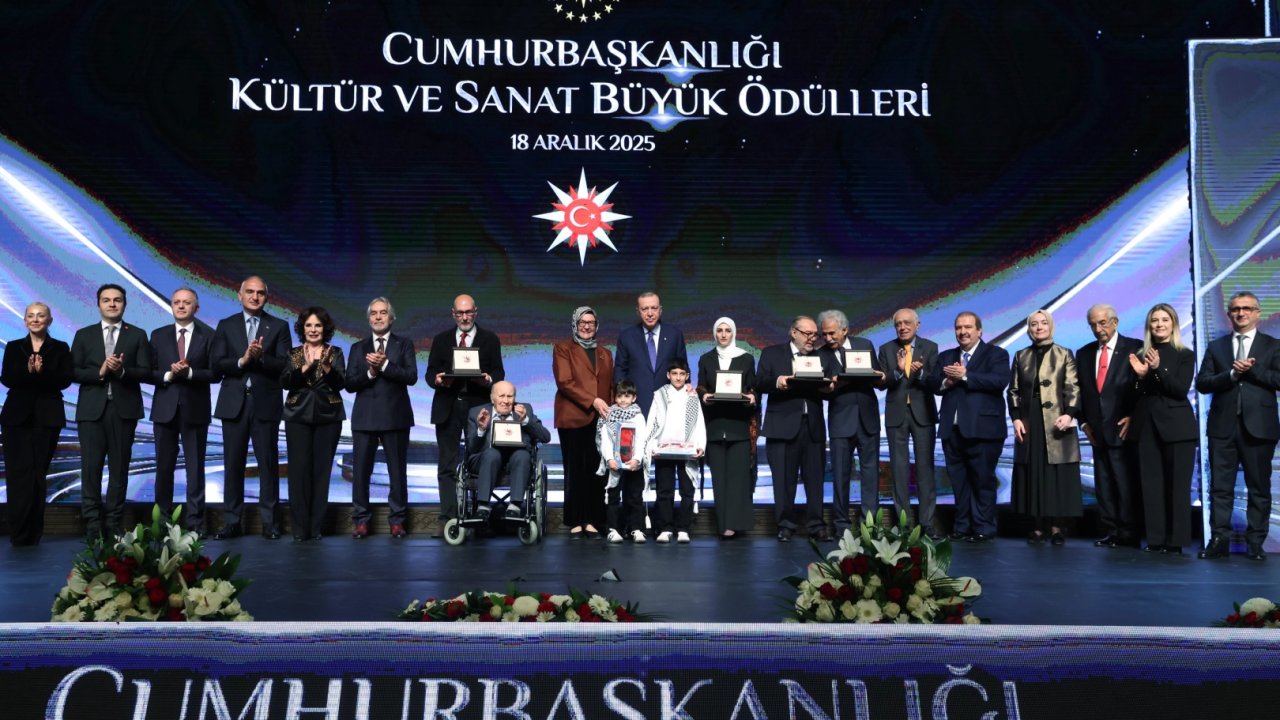 Cumhurbaşkanlığı büyük ödülleri sahiplerini buldu... Erdoğan'dan kültür ve sanat vurgusu