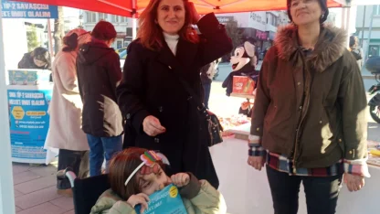 Edirne Keşan'da gönüllü öğretmenlerden SMA hastası Melek'e destek