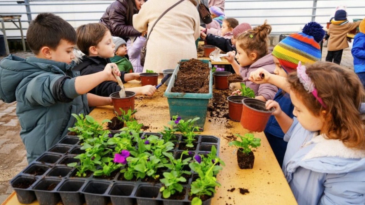 Eskişehir’de minik eller doğayla buluştu