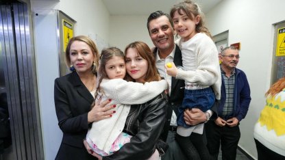 Ferdi Zeyrek Vakfı'ndan kırsaldaki çocuklara 'kışlık kıyafet' desteği