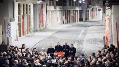 Hatay Kurtuluş Caddesi yeniden ışıklandırıldı