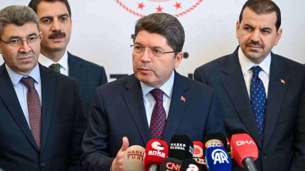 'İmralı’ya villa yapılıyor' iddiasına Bakan Tunç'tan net yalanlama