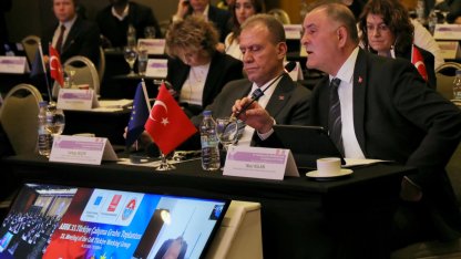 İstanbul Büyükşehir'den AB'ye demokrasi eleştirisi