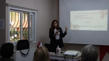 İstanbul Maltepe'de ‘Birlikte Güzel Yaş Almak’ semineri