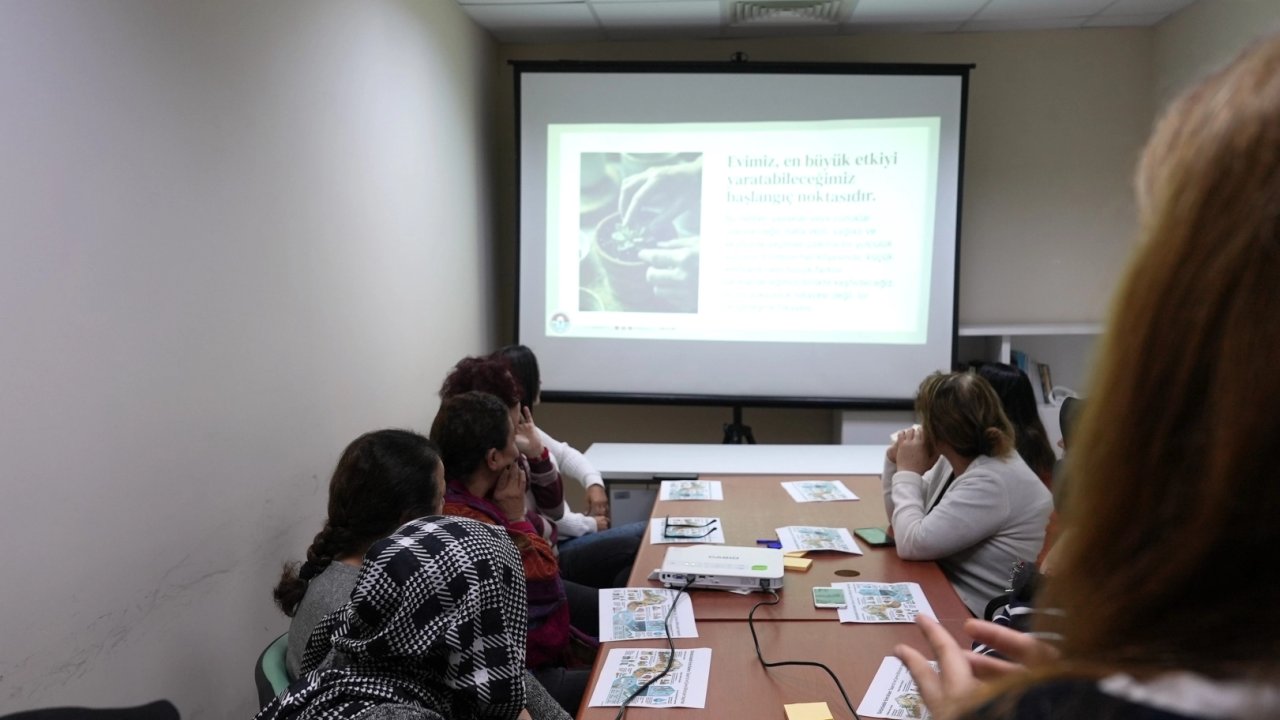 İstanbul Maltepe’de kadınlara tasarruf yönetimi ve çevre eğitimi