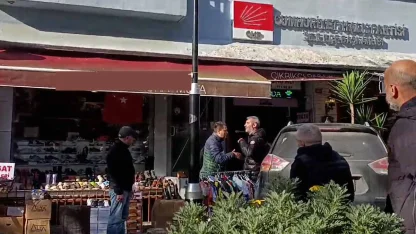 İstanbul Şile'de CHP önünde 'kızıma küfür ettiler' diye bağıran kişi gözaltına alındı