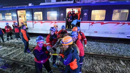 İZBAN İstasyonu’nda tatbikat gerçeği aratmadı