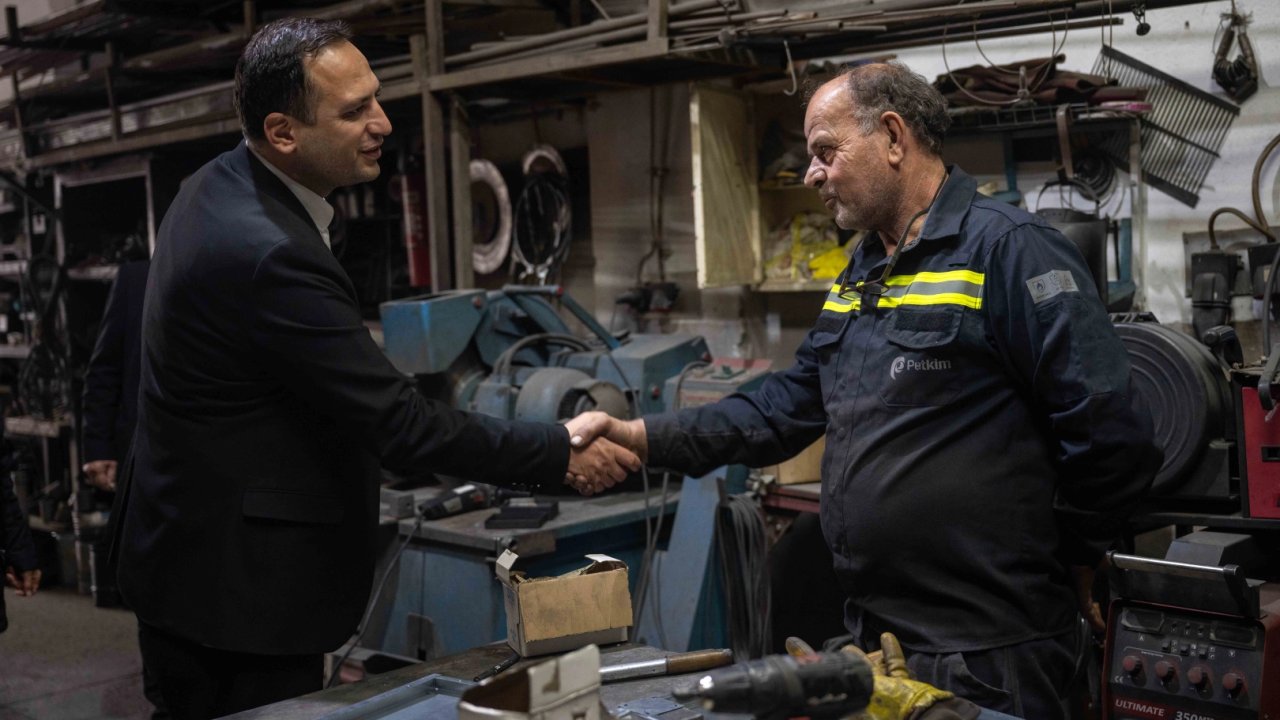 İzmir Bornova&#039;da Başkan Eşki saha mesaisinde