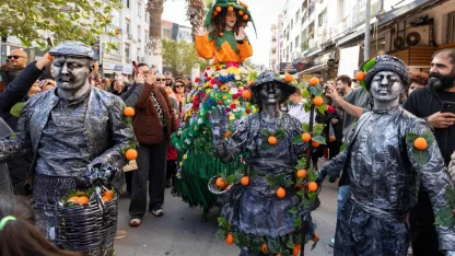 İzmir'de 25. Mandalina Şenliği üreticinin yüzünü güldürdü
