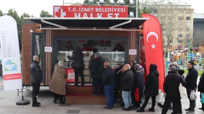 İzmit’te Halk Et yoğun ilgi gördü