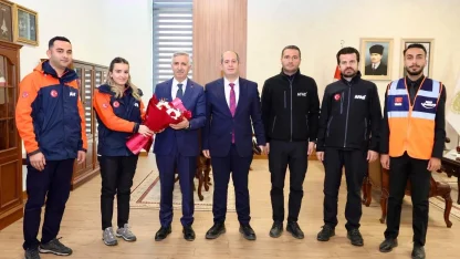 Kahramanmaraş AFAD heyetinden Vali Ünlüer'e ziyaret