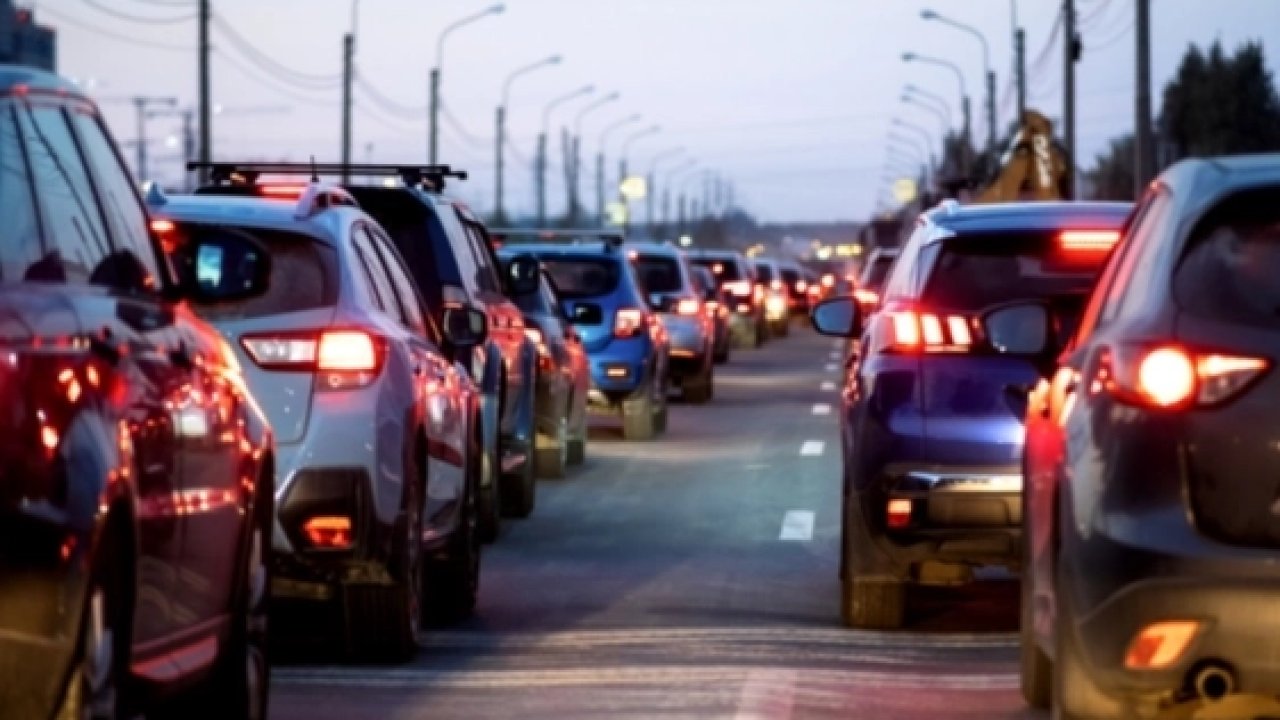 Kasım'da 900 bine yakın taşıt trafiğe eklendi... Toplam taşıt sayısı 33 milyonu aştı
