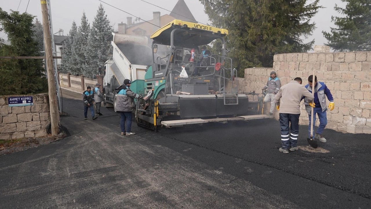 Kayseri Melikgazi&#039;de konforlu ulaşım için yol çalışması
