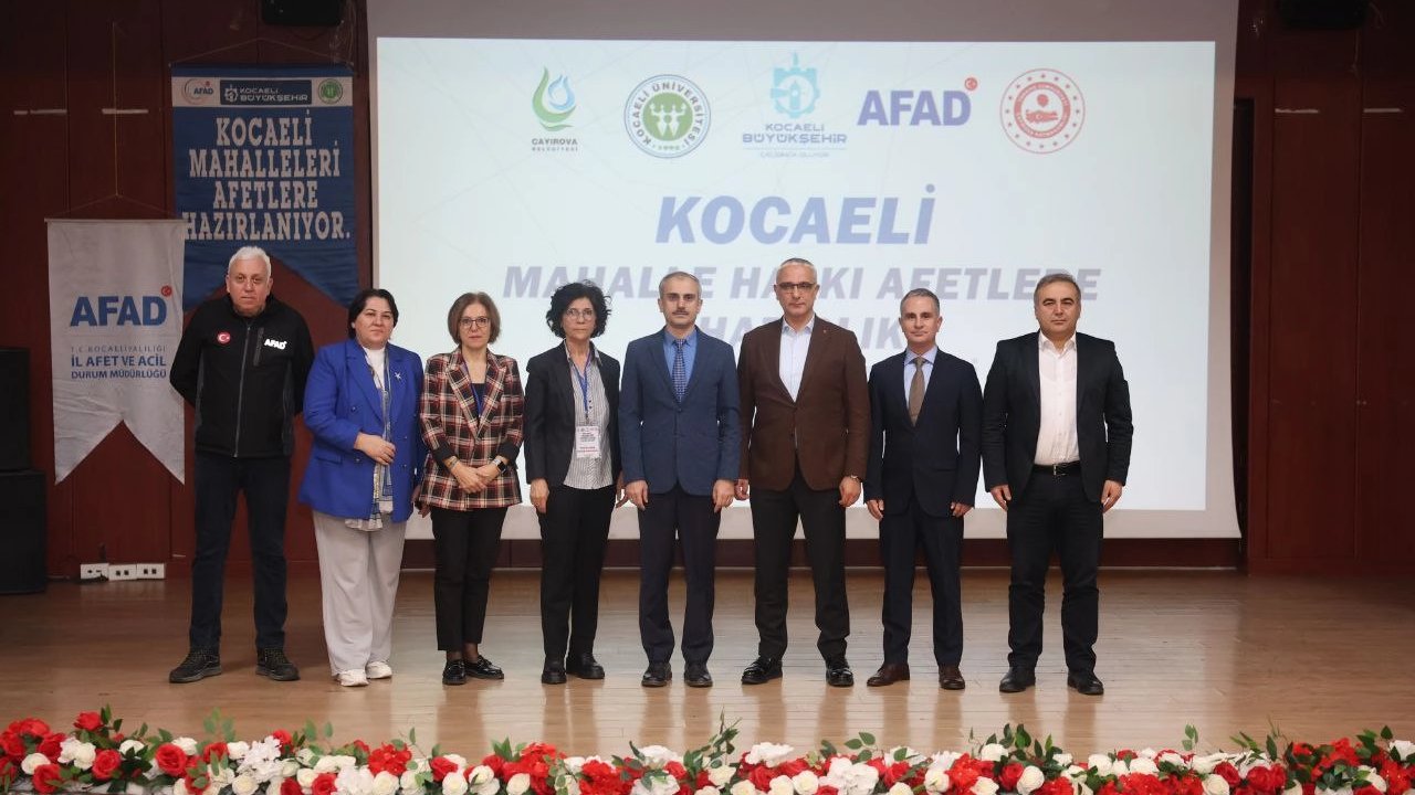 Kocaeli Çayırova’da ‘Mahalle Halkı Afetlere Hazırlık Eğitimi’ programı başladı