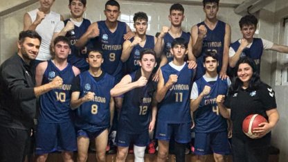 Kocaeli Çayırova’nın genç basketbolcuları namağlup lider