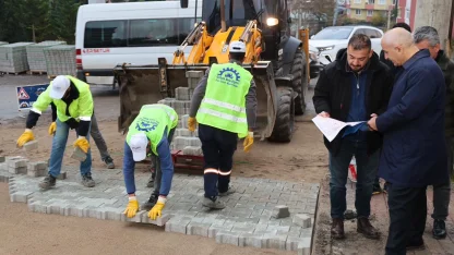 Kocaeli Gebze'de üstyapı çalışmalarını yerinde incelendi