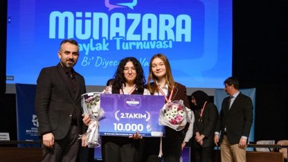 Kocaeli’de genç münazırlar, “Bi’ Diyeceğim Var” dedi