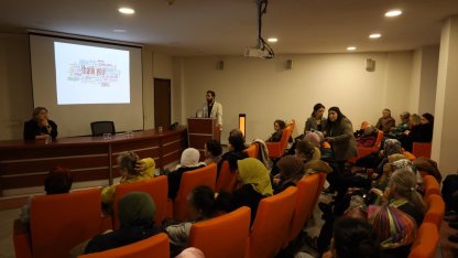 Kocaeli'de “Sağlıklı Yaş Alma Semineri” düzenlendi