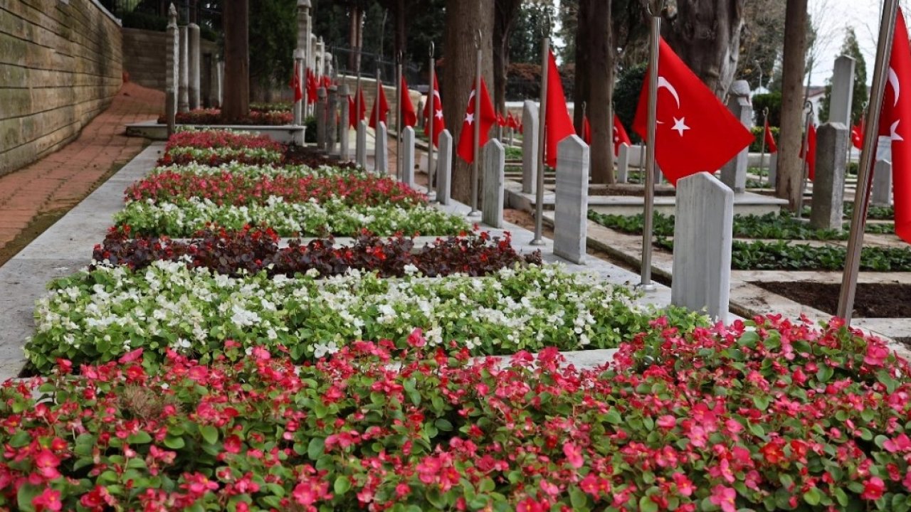 Kocaeli'de şehitliklerde çevre düzenleme çalışması
