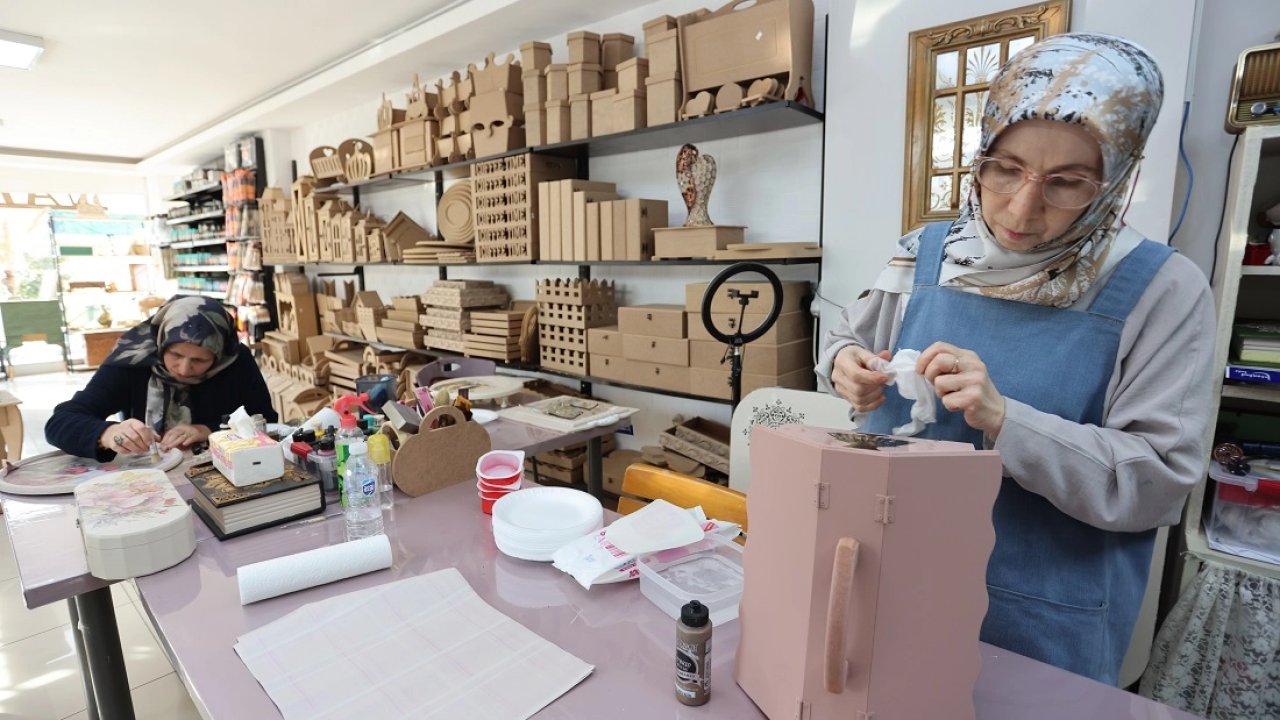 Kocaeli’nde kursiyerlikten patronluğa