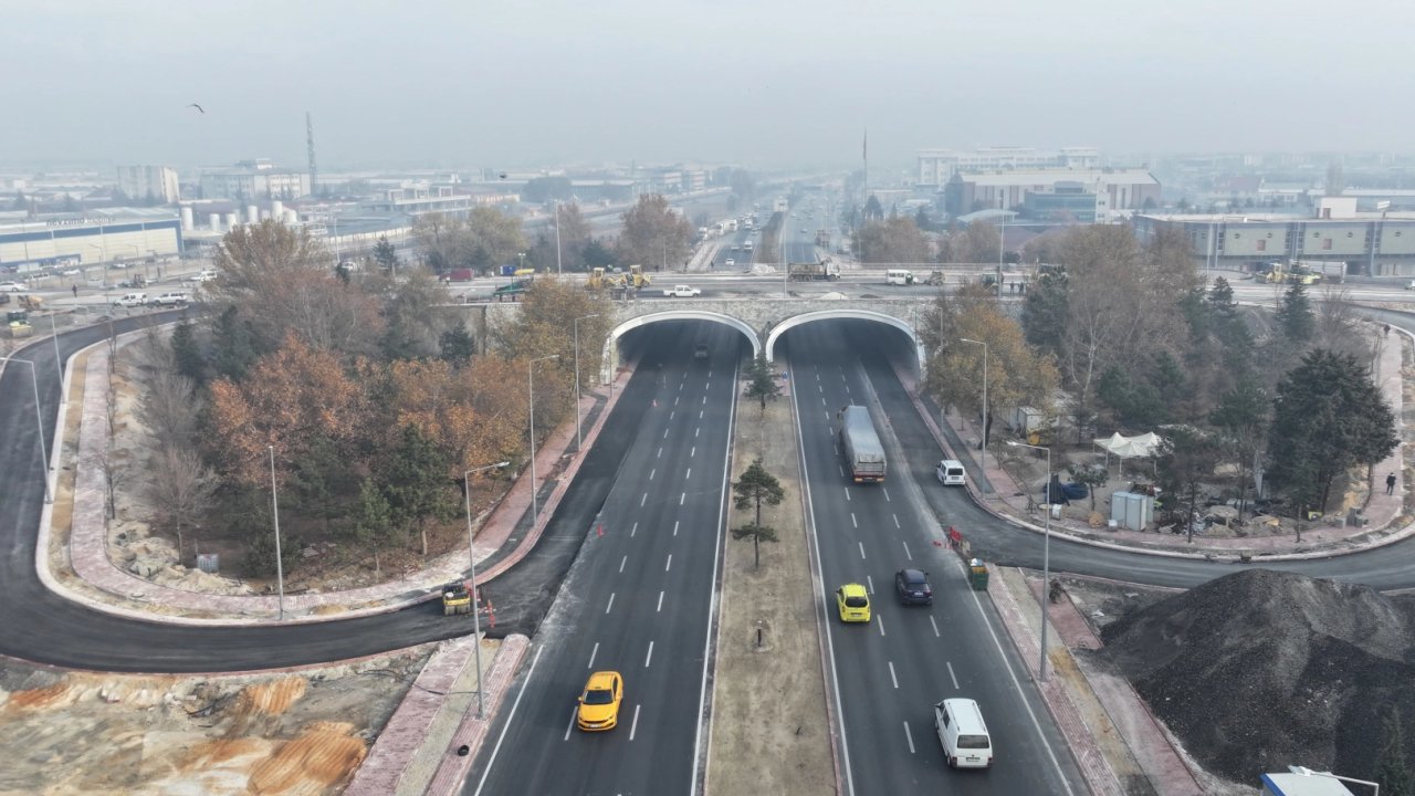 Konya&#039;da Marangozlar Köprülü Kavşağı’nda son aşamaya gelindi