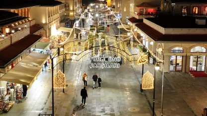 Konya'da Şeb-i Arus Haftası ışıl ışıl