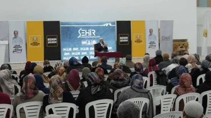 Konya’da Şehir Konferansları devam ediyor