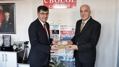 Kütahya Belediye Başkanı Kahveci’den yerel basın ziyareti