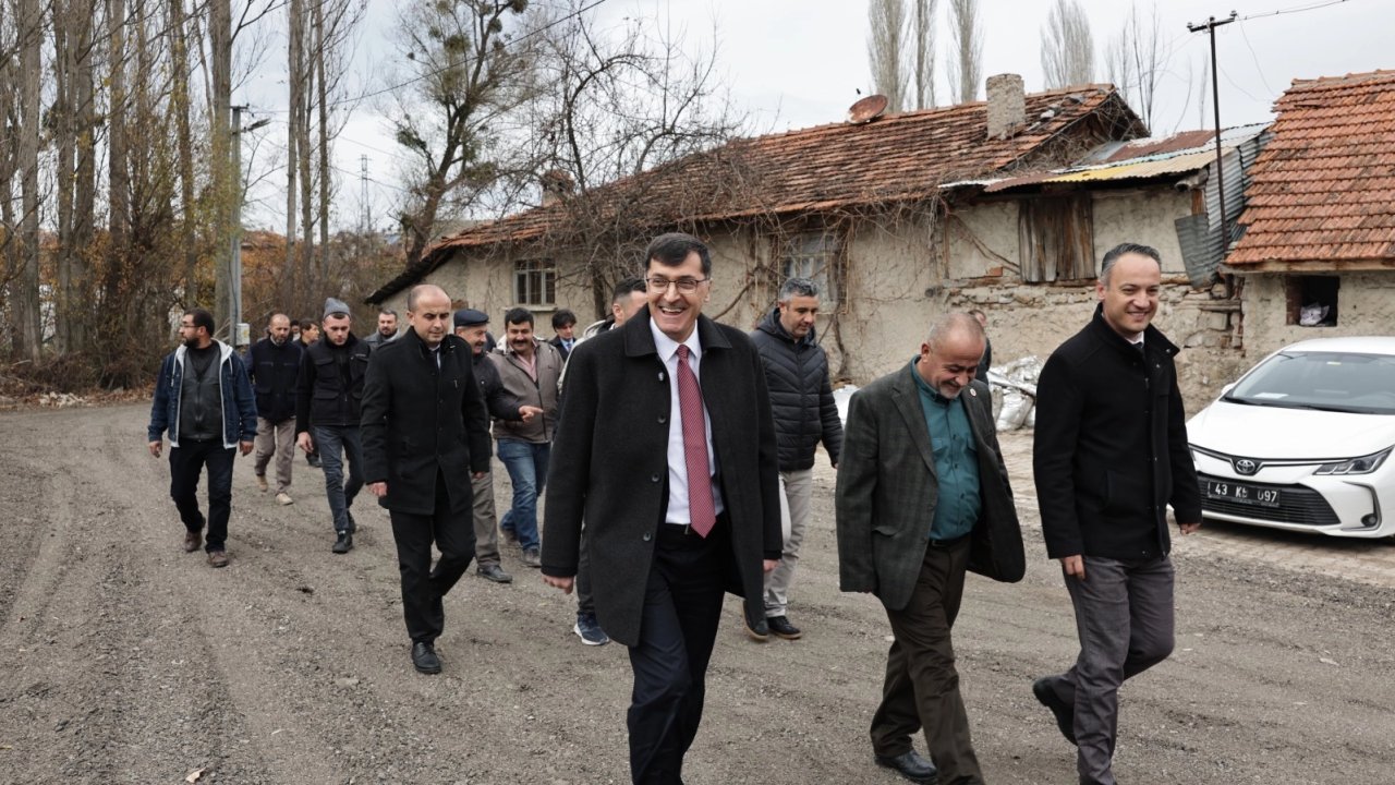 Kütahya Belediyesi mahallelerin ihtiyaçlarını karşılıyor