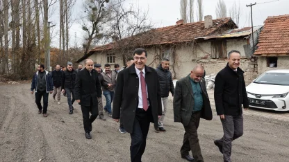 Kütahya Belediyesi mahallelerin ihtiyaçlarını karşılıyor