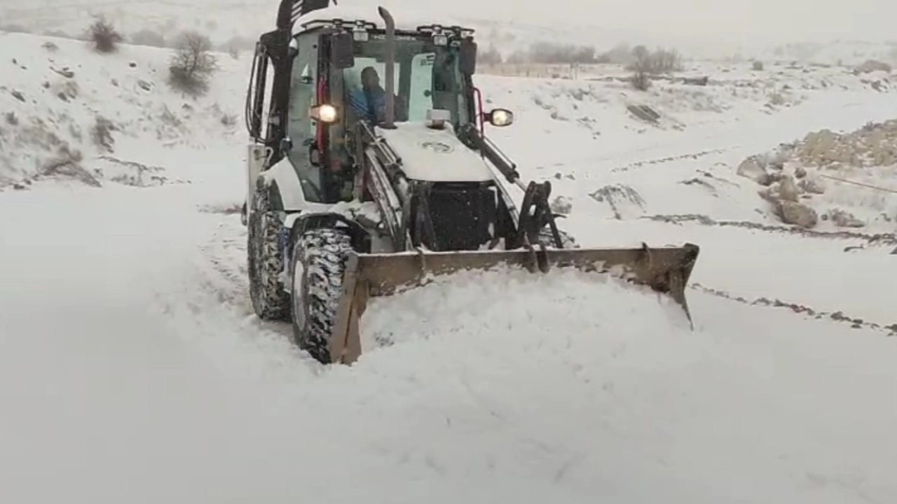Malatya Büyükşehir’den yoğun kar mesaisi
