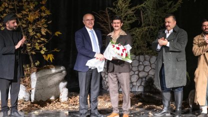 Malatya’da ‘Pusuda’ tiyatro oyunu beğeni topladı