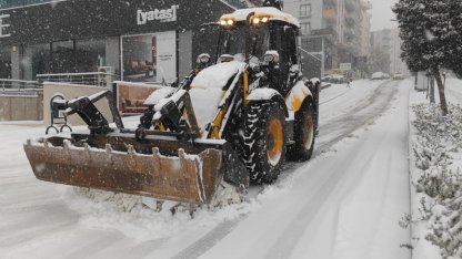 Mardin Büyükşehir de karla mücadelede