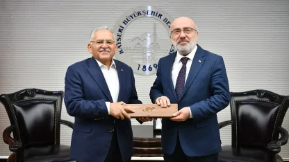 Memduh Büyükkılıç'tan KAYÜ'ye gastronomi teşekkürü