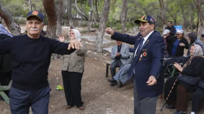 Mersin’de gaziler için dayanışma programı