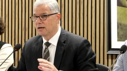 Mudanya'da Başkan Dalgıç'tan temizlik duyarsızlığına isyan!