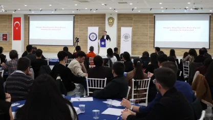 Muğla'da Gençlik Meclisi üniversitelilerle buluştu