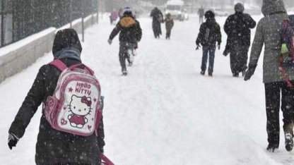 Okullara 1 günlük kar tatili! Tatil haberleri peş peşe geldi